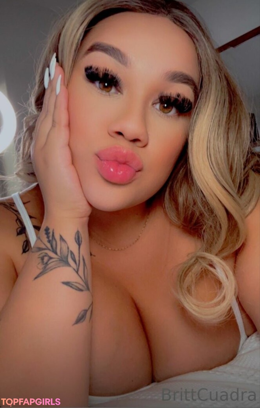Foto desnuda filtrada de OnlyFans de Britt Cuadra #247 Foto desnuda filtrada de OnlyFans de Britt Cuadra #247