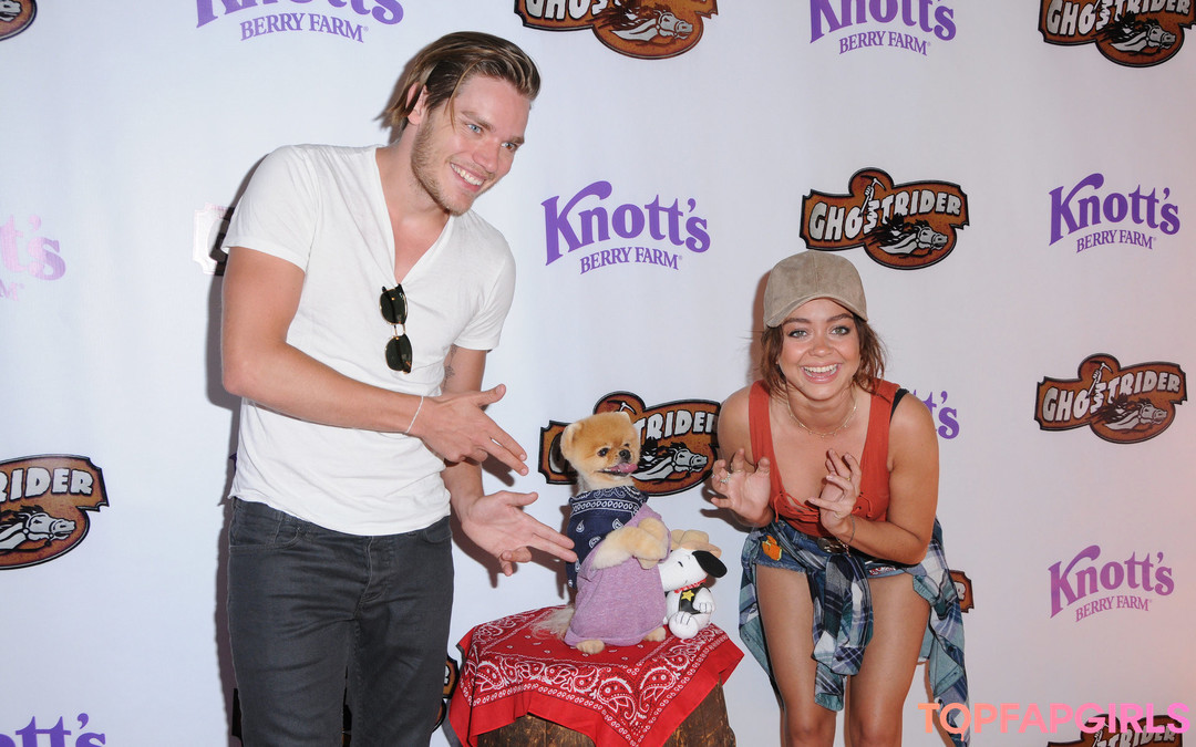 Foto desnuda filtrada de OnlyFans de Sarah Hyland #12 Foto desnuda filtrada de OnlyFans de Sarah Hyland #12