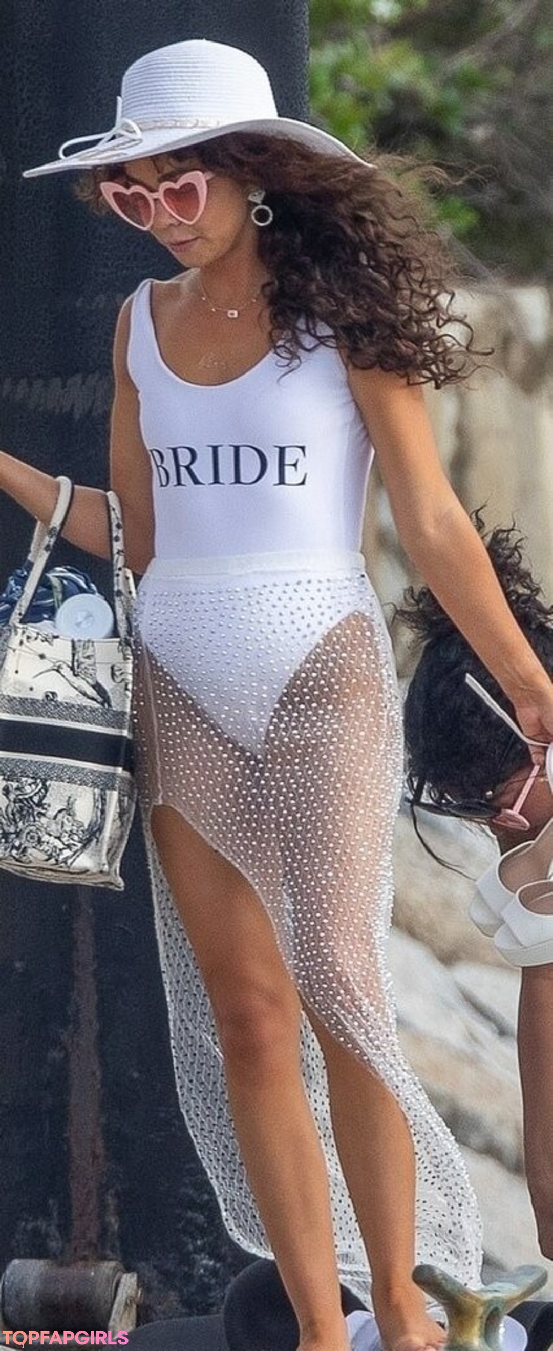 Foto desnuda filtrada de OnlyFans de Sarah Hyland #266 Foto desnuda filtrada de OnlyFans de Sarah Hyland #266