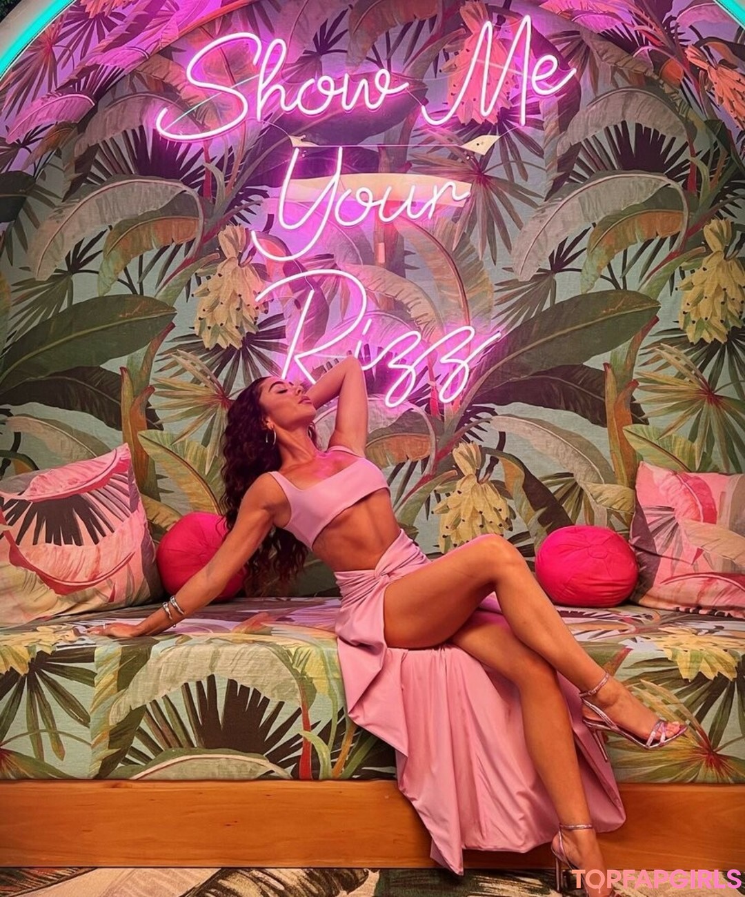 Foto desnuda filtrada de OnlyFans de Sarah Hyland #384 Foto desnuda filtrada de OnlyFans de Sarah Hyland #384