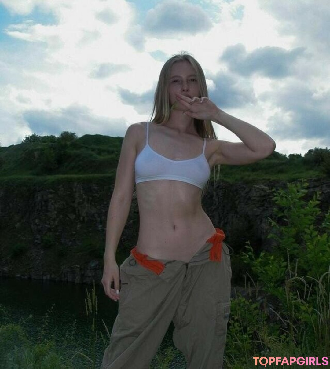 Foto desnuda filtrada de OnlyFans de Alena Barhalenko #109 Foto desnuda filtrada de OnlyFans de Alena Barhalenko #109