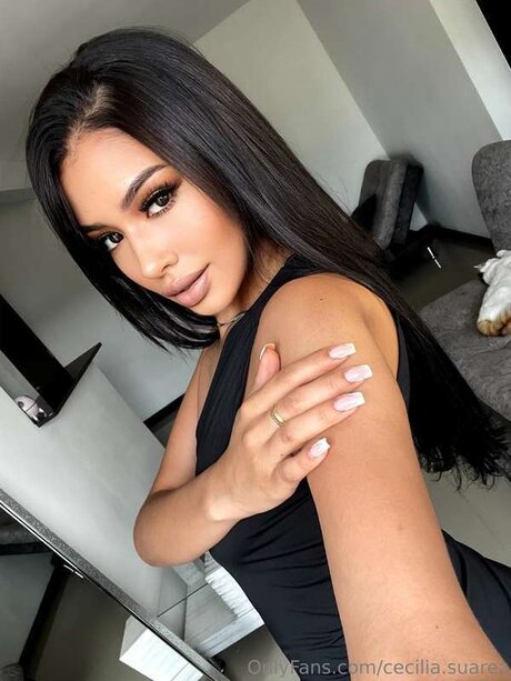 Foto desnuda filtrada de OnlyFans de Cecilia Suarez