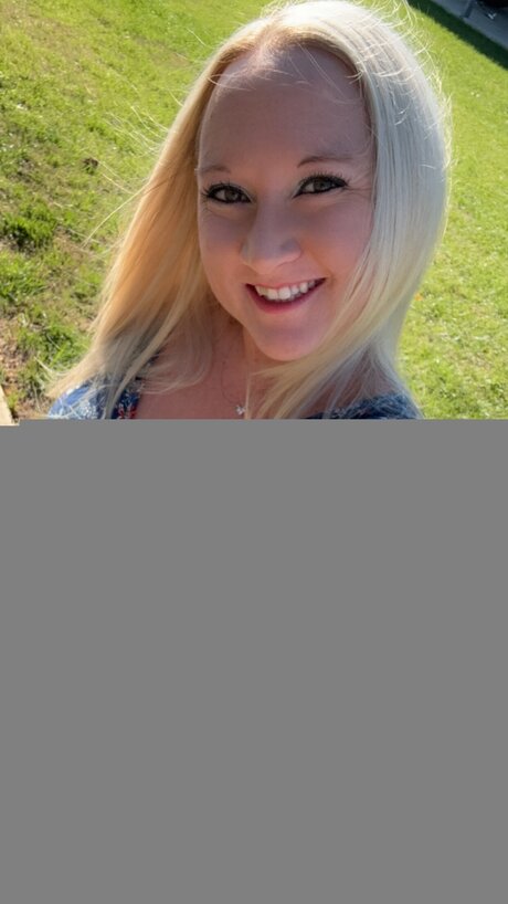 Foto desnuda filtrada de OnlyFans de Bouncybritney1