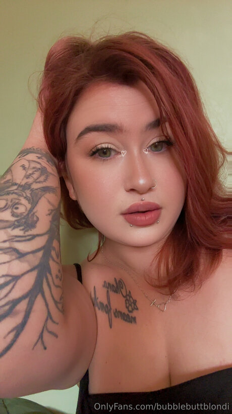 Foto desnuda filtrada de OnlyFans de Bubblebuttblondi
