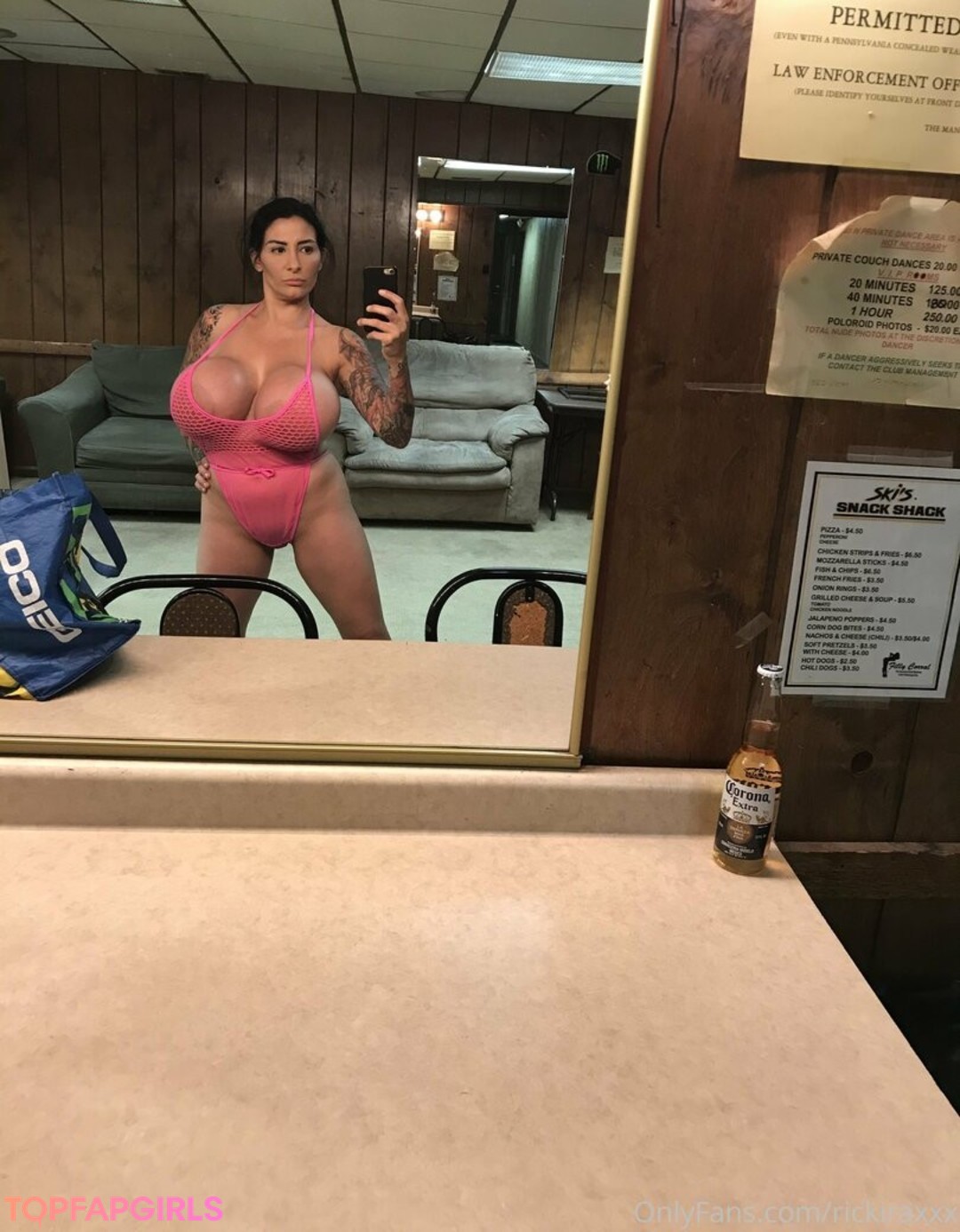 Foto desnuda filtrada de OnlyFans de Ricki Raxxx #40 Foto desnuda filtrada de OnlyFans de Ricki Raxxx #40