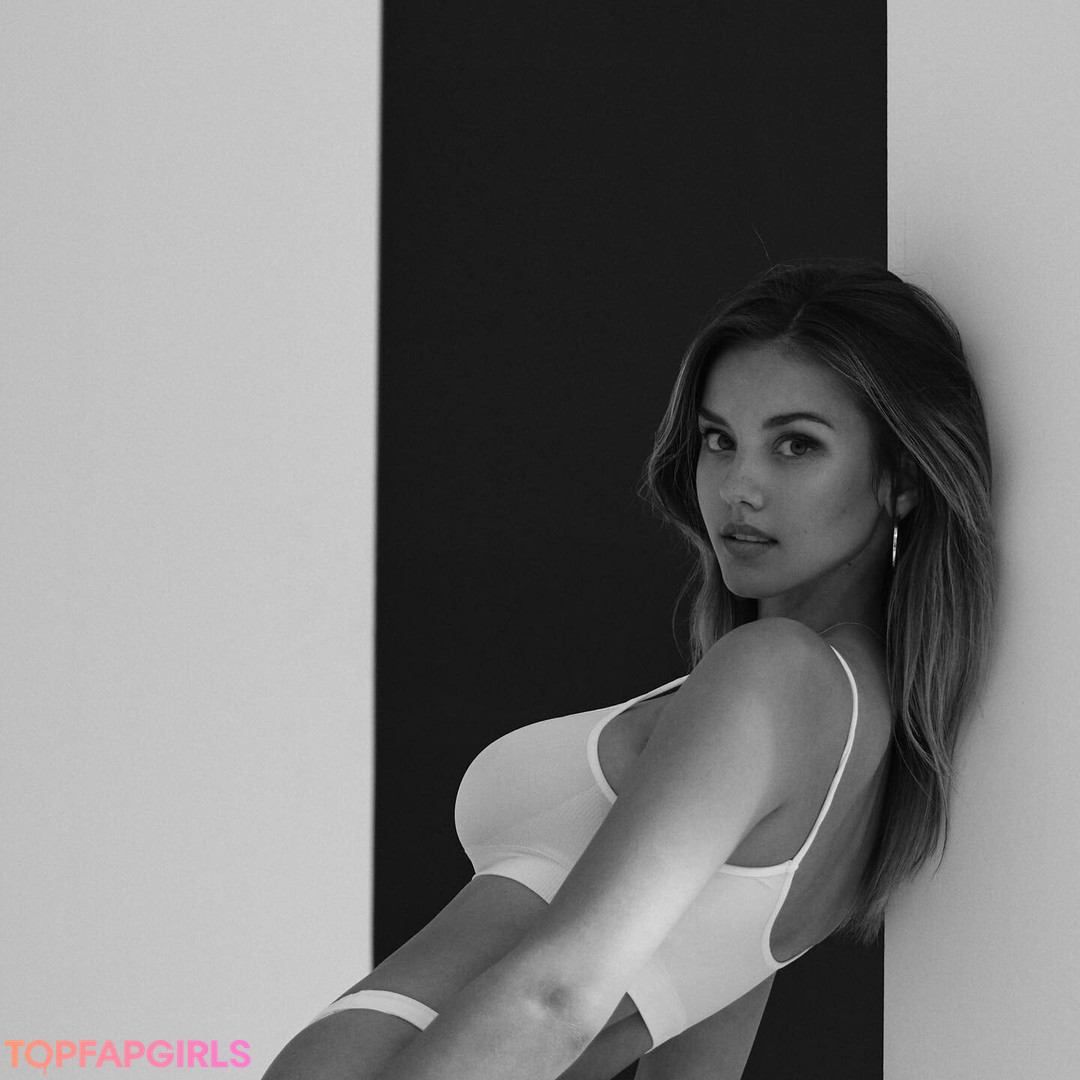 Foto desnuda filtrada de OnlyFans de Nicola Cavanis #1115
