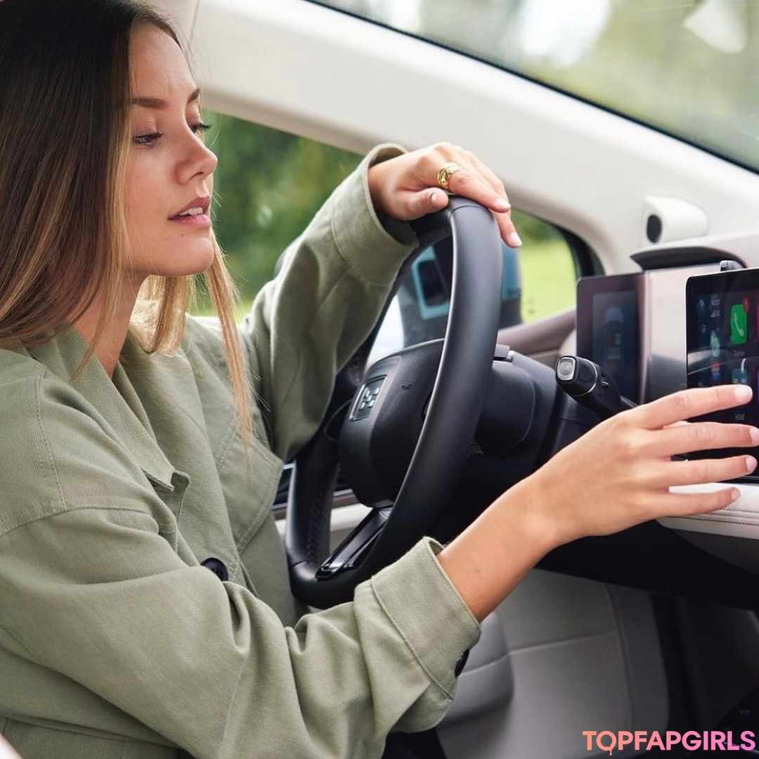 Foto desnuda filtrada de OnlyFans de Nicola Cavanis #1144