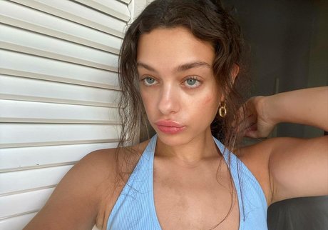 Foto desnuda filtrada de OnlyFans de Odeya Rush