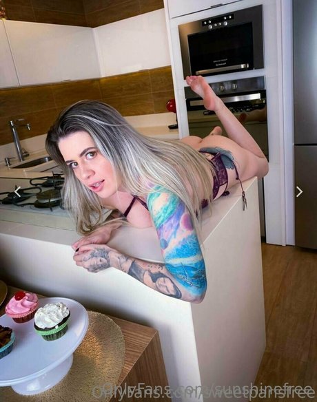 Foto desnuda filtrada de OnlyFans de Sunshinefree