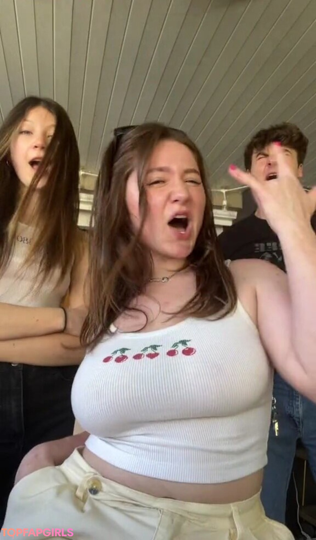 Foto desnuda filtrada de OnlyFans de Emma Kenney #191 Foto desnuda filtrada de OnlyFans de Emma Kenney #191