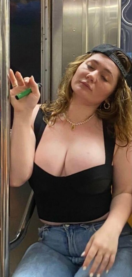 Emma Kenney