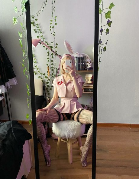 Foto desnuda filtrada de OnlyFans de Allotrop