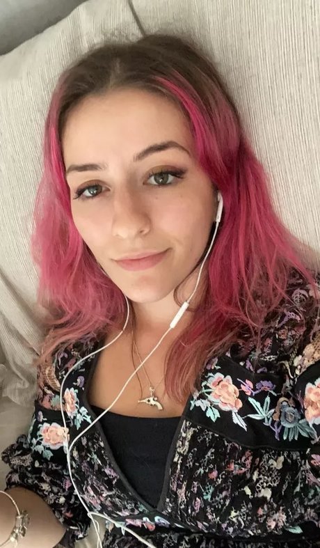 Foto desnuda filtrada de OnlyFans de Miss Manganese Asmr