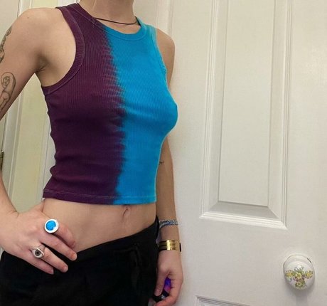 Foto desnuda filtrada de OnlyFans de Miss Manganese Asmr