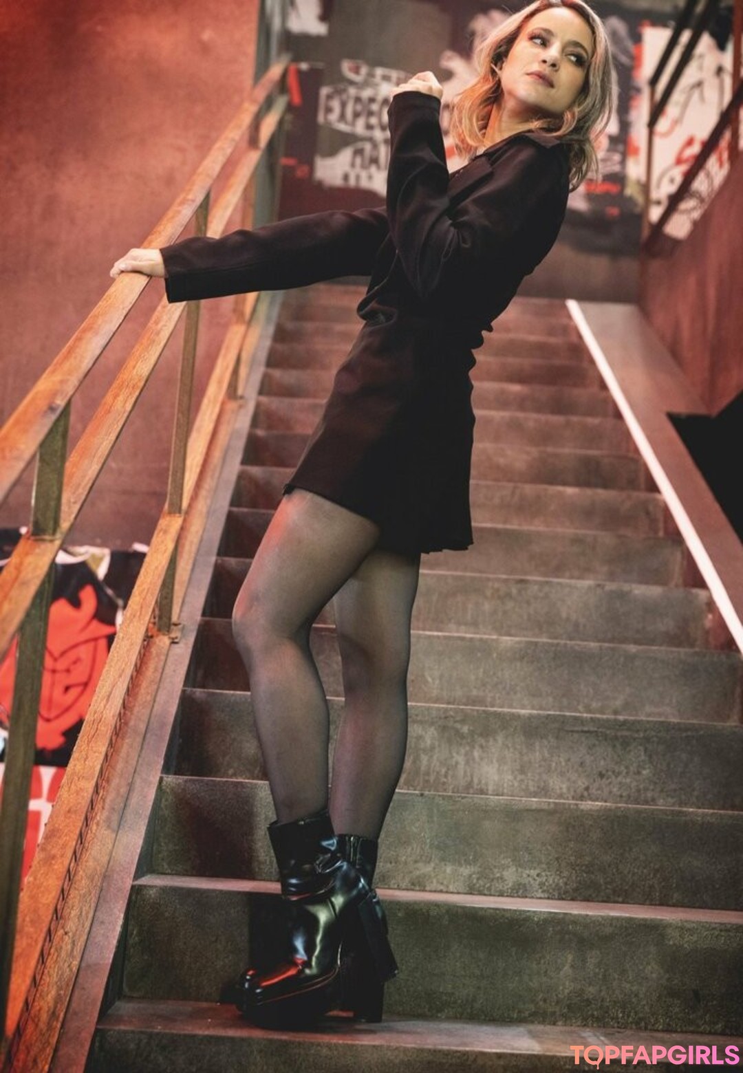 Foto desnuda filtrada de OnlyFans de Laure Valee #65 Foto desnuda filtrada de OnlyFans de Laure Valee #65