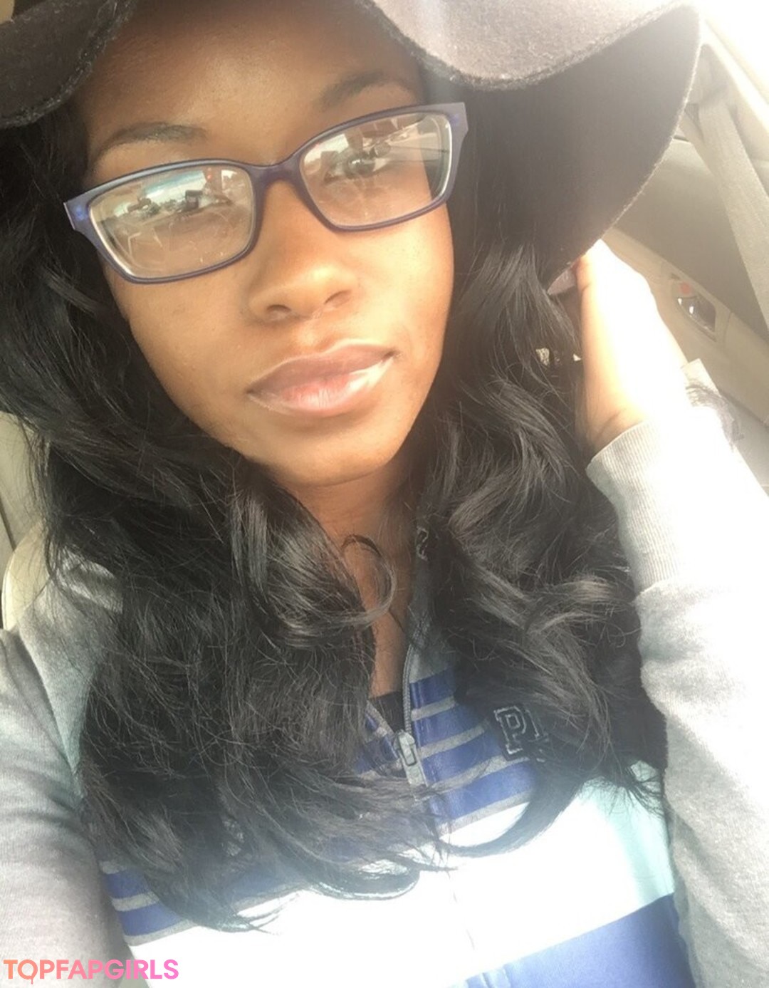 Foto desnuda filtrada de OnlyFans de Jezabelvisser #21 Foto desnuda filtrada de OnlyFans de Jezabelvisser #21