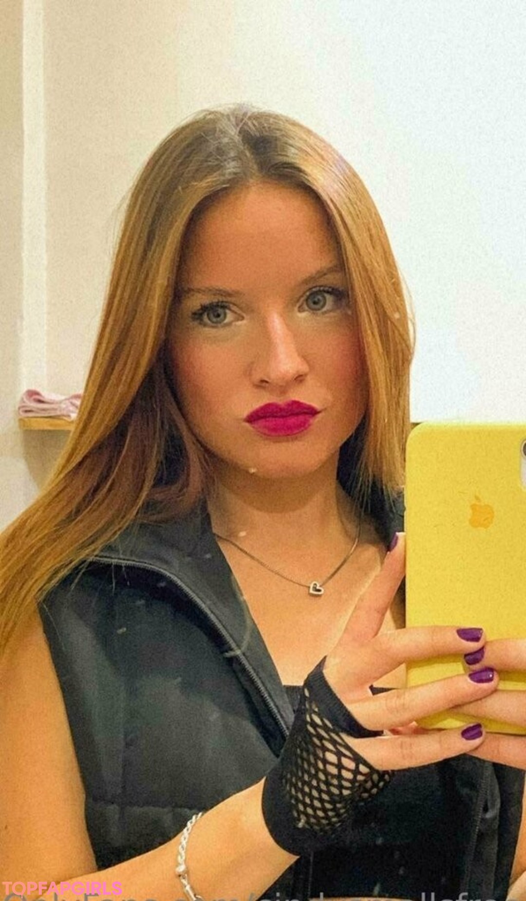 Foto desnuda filtrada de OnlyFans de Cindysmallsfree #4 Foto desnuda filtrada de OnlyFans de Cindysmallsfree #4