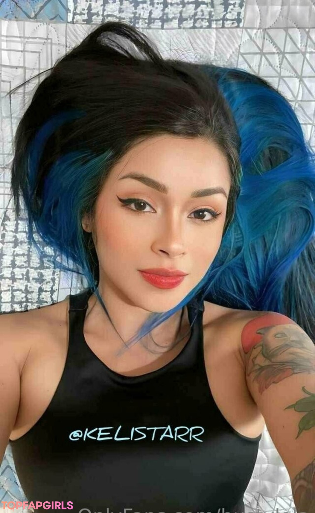 Foto desnuda filtrada de OnlyFans de Bustylola #1082