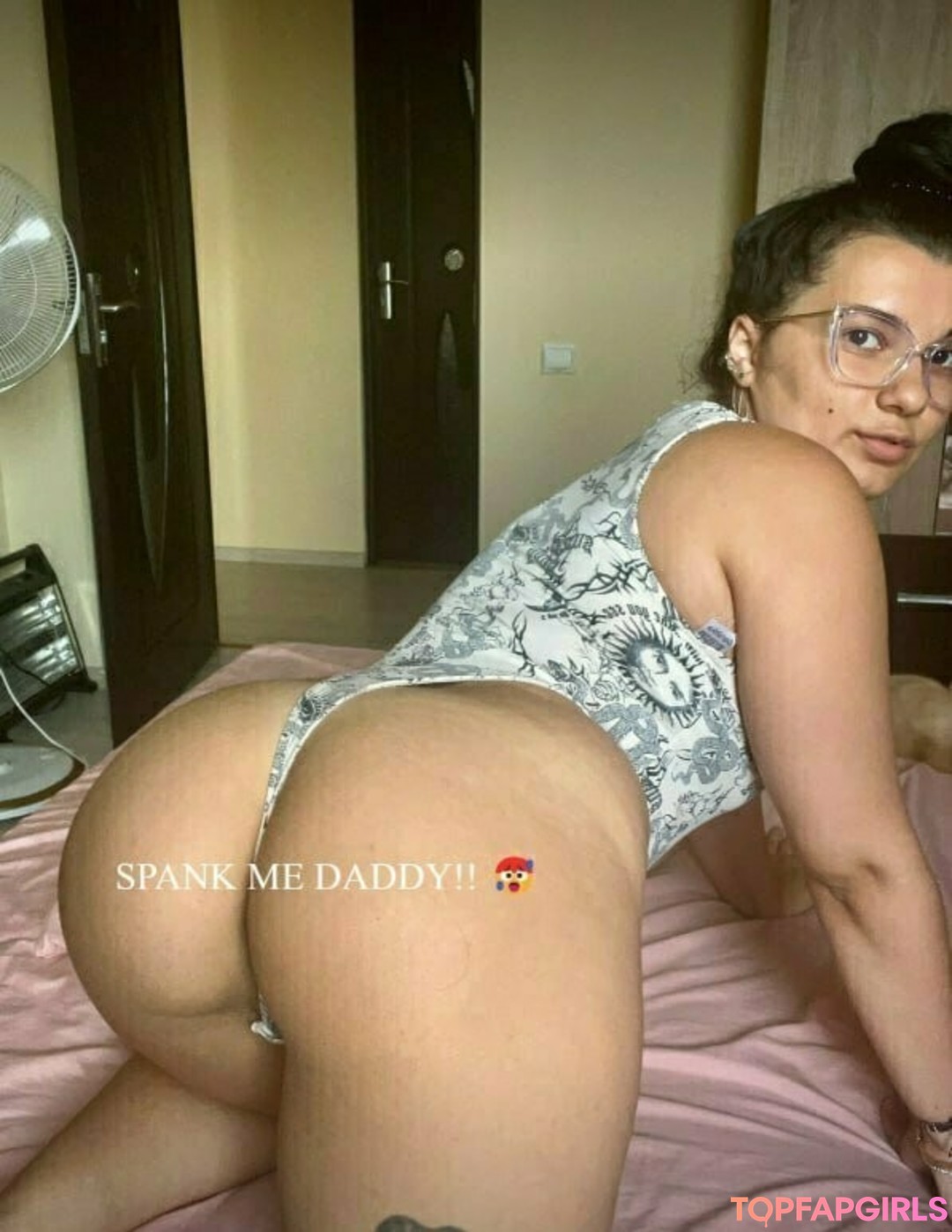 Foto desnuda filtrada de OnlyFans de Bustylola #1167