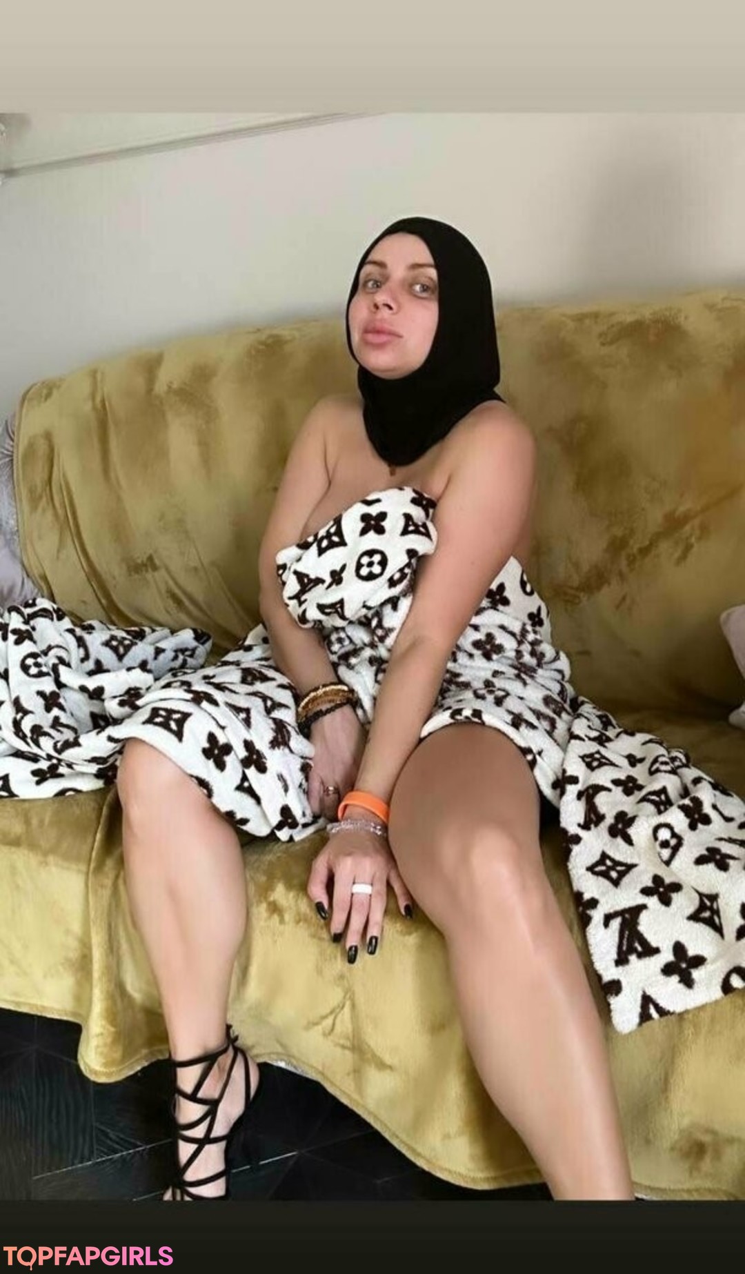 Foto desnuda filtrada de OnlyFans de Tinavalentinafree #797 Foto desnuda filtrada de OnlyFans de Tinavalentinafree #797