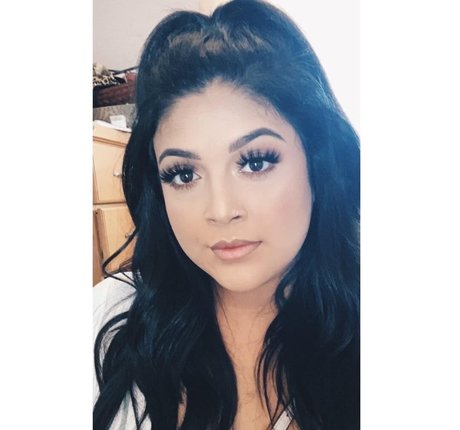 Foto desnuda filtrada de OnlyFans de Lucia Yanez