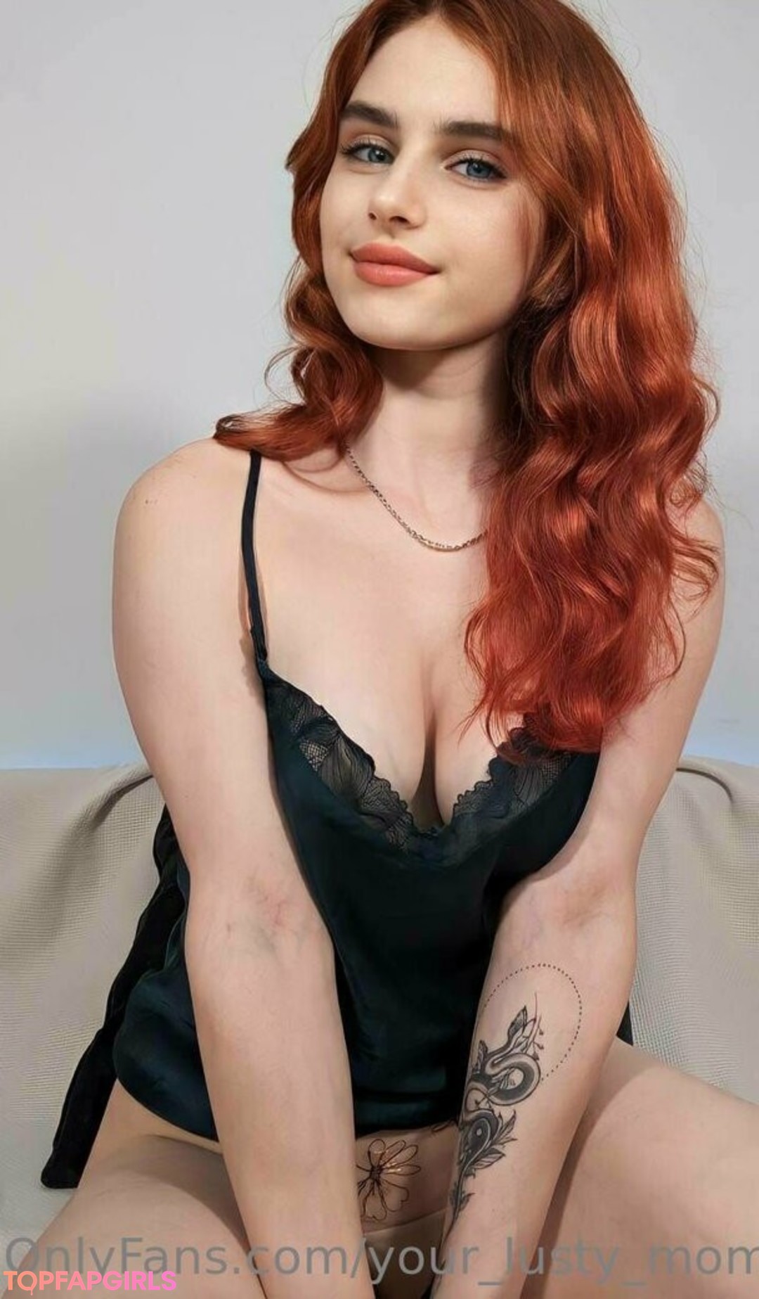 Foto desnuda filtrada de OnlyFans de Yourlustymom #1384