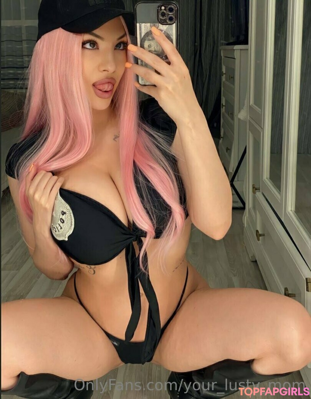 Foto desnuda filtrada de OnlyFans de Yourlustymom #444 Foto desnuda filtrada de OnlyFans de Yourlustymom #444