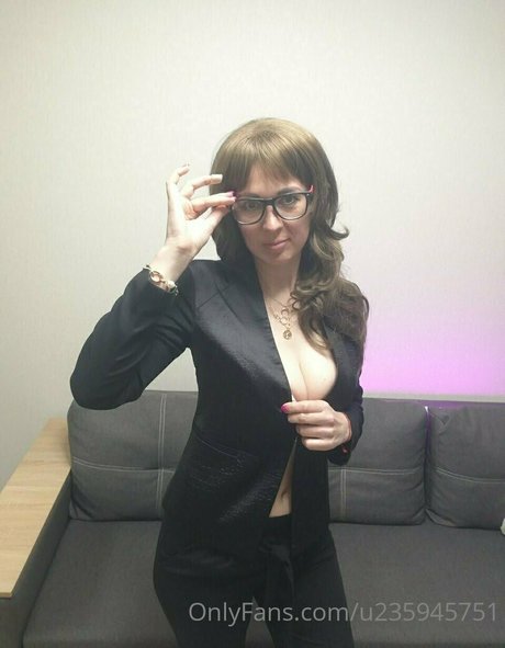 Your_lusty_mom