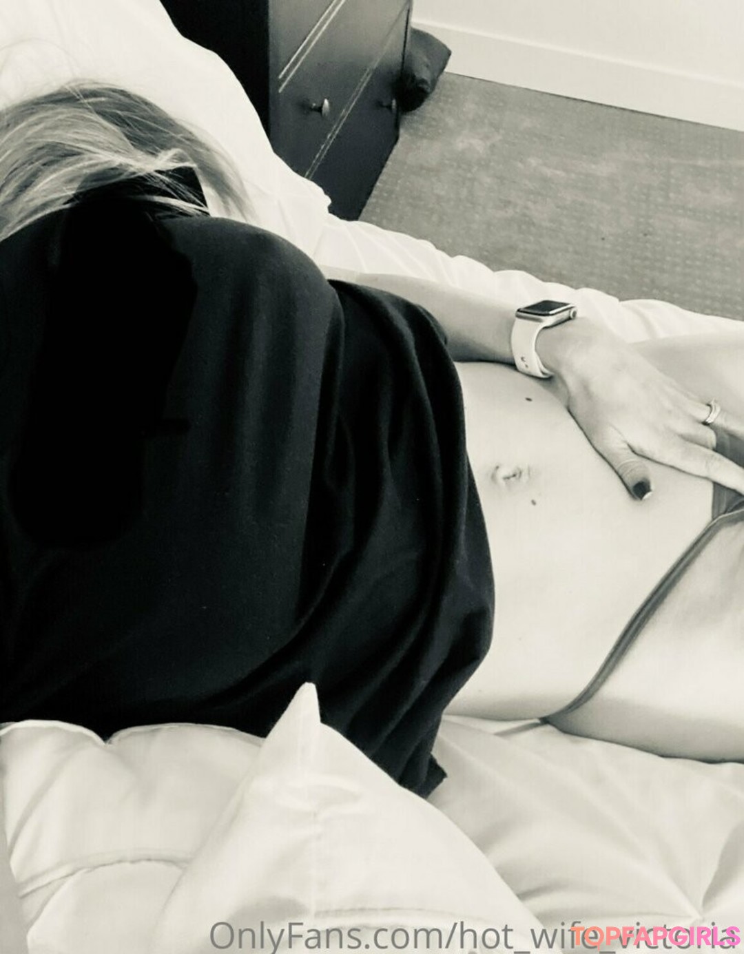 Foto desnuda filtrada de OnlyFans de Hotwifevictoria #20 Foto desnuda filtrada de OnlyFans de Hotwifevictoria #20