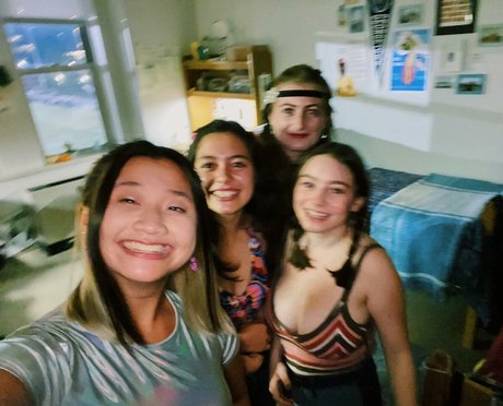 Foto desnuda filtrada de OnlyFans de Deena E
