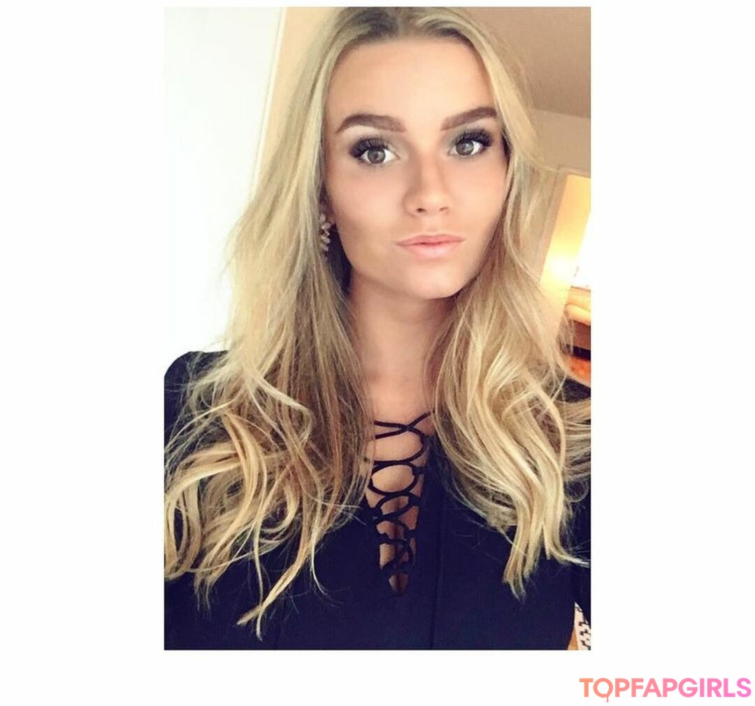 Foto desnuda filtrada de OnlyFans de Alma Tandrup #57 Foto desnuda filtrada de OnlyFans de Alma Tandrup #57