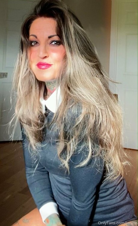 Foto desnuda filtrada de OnlyFans de Janine