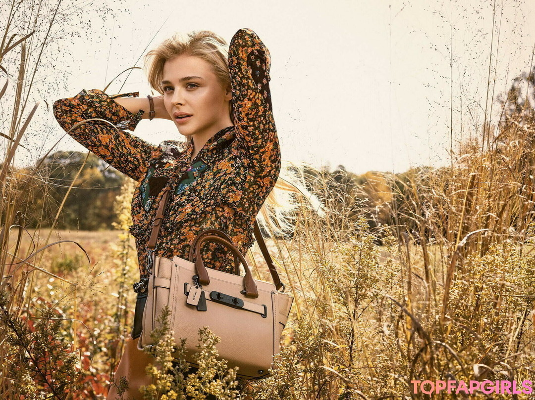 Foto desnuda filtrada de OnlyFans de Chloe Grace Moretz #92 Foto desnuda filtrada de OnlyFans de Chloe Grace Moretz #92