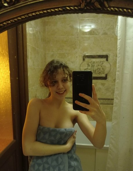 Maycurlygirl