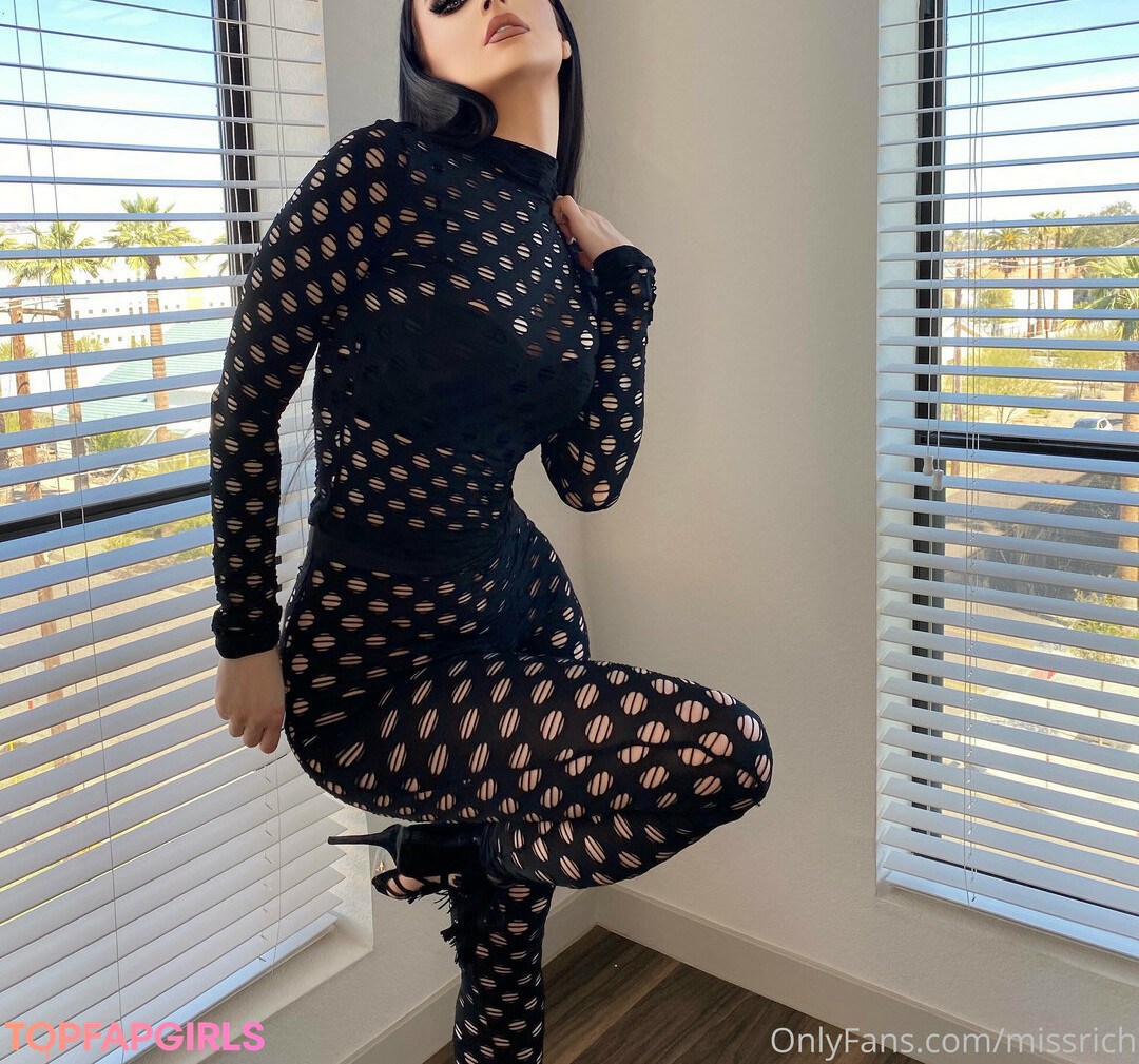 Foto desnuda filtrada de OnlyFans de Missrichand #25 Foto desnuda filtrada de OnlyFans de Missrichand #25