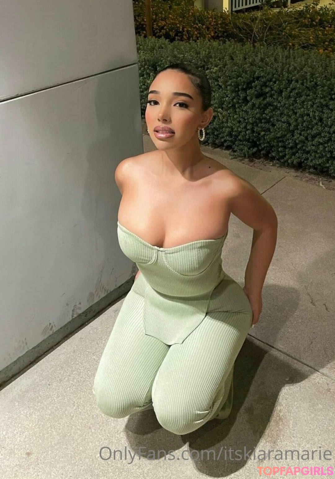 Foto desnuda filtrada de OnlyFans de Itskiaramarie #31 Foto desnuda filtrada de OnlyFans de Itskiaramarie #31