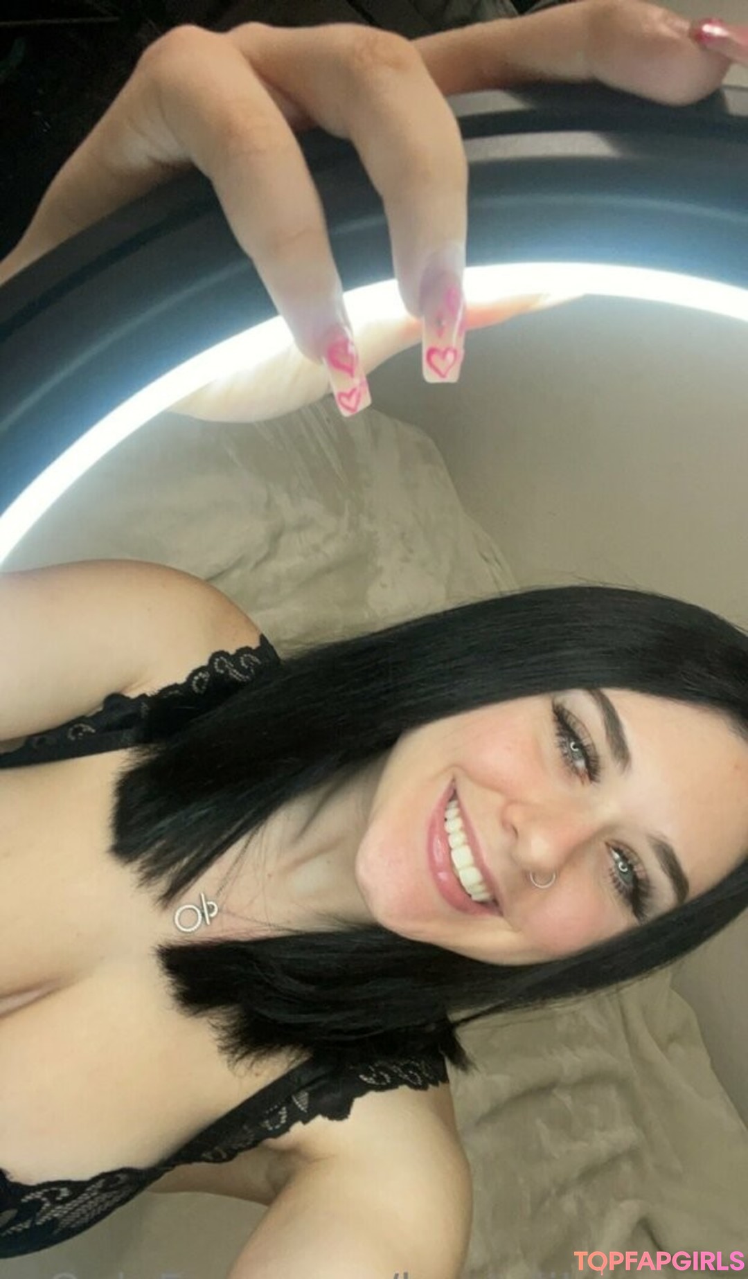 Foto desnuda filtrada de OnlyFans de Bustylilmegan #262 Foto desnuda filtrada de OnlyFans de Bustylilmegan #262