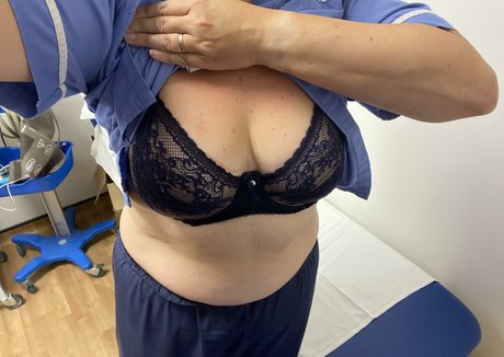 Foto desnuda filtrada de OnlyFans de Nurse Rachel