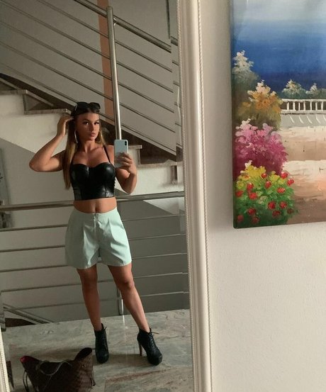 Sarah Slavo