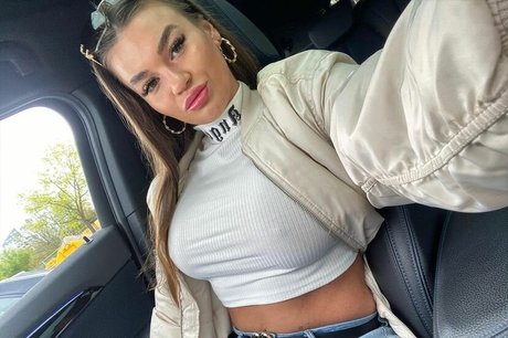 Sarah Slavo