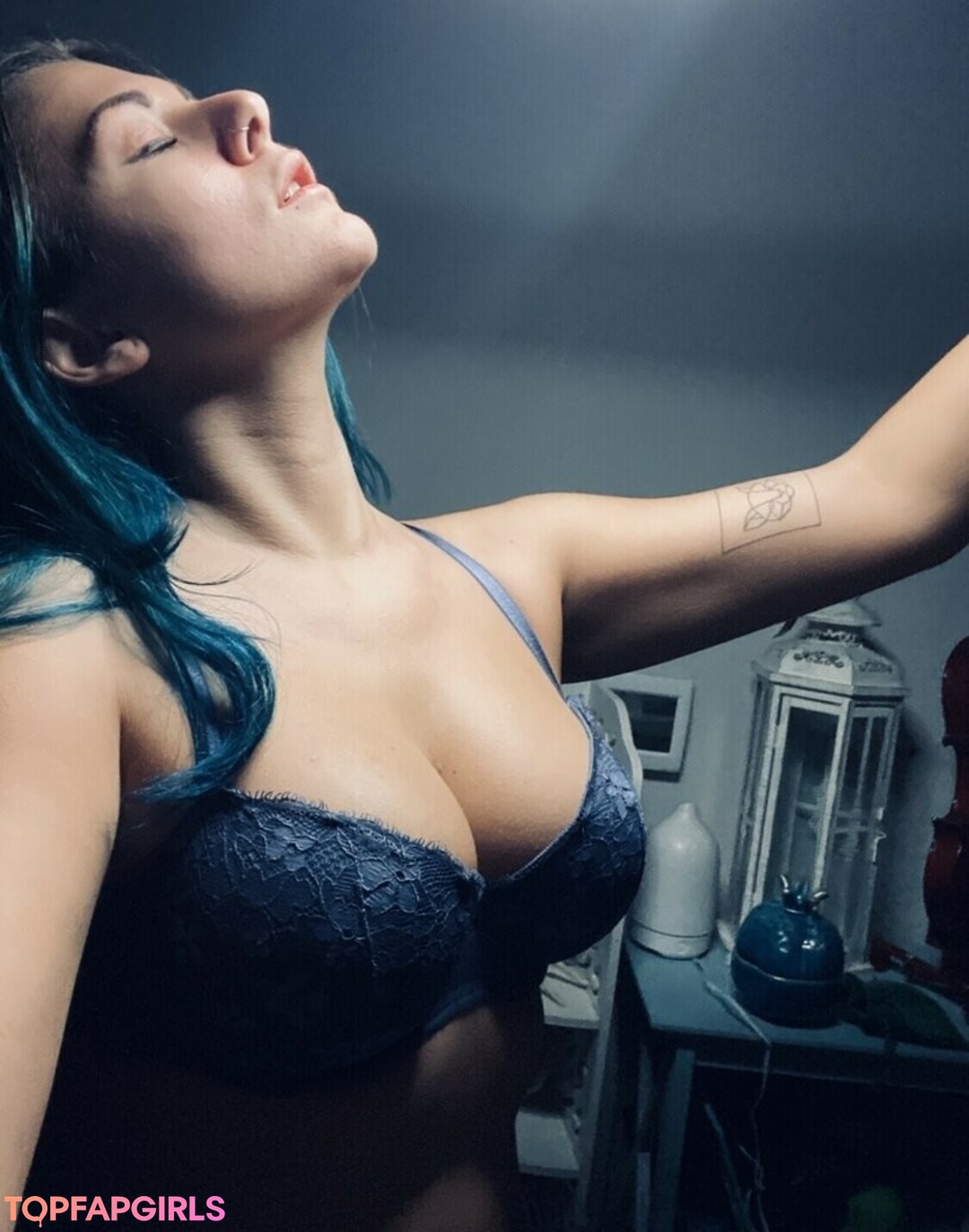 Foto desnuda filtrada de OnlyFans de Fiona Bones #25 Foto desnuda filtrada de OnlyFans de Fiona Bones #25