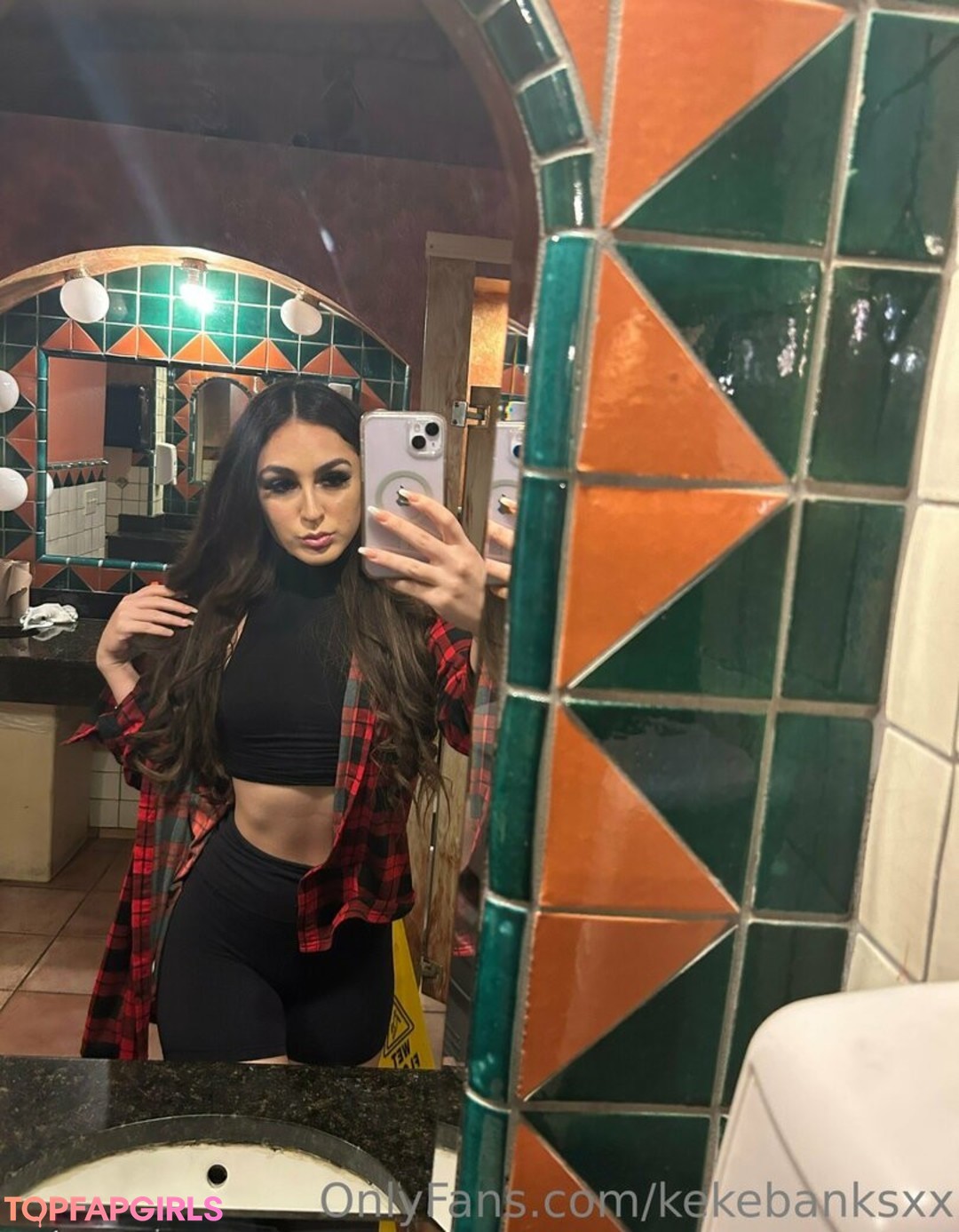 Foto desnuda filtrada de OnlyFans de Kekebanksxx #116 Foto desnuda filtrada de OnlyFans de Kekebanksxx #116