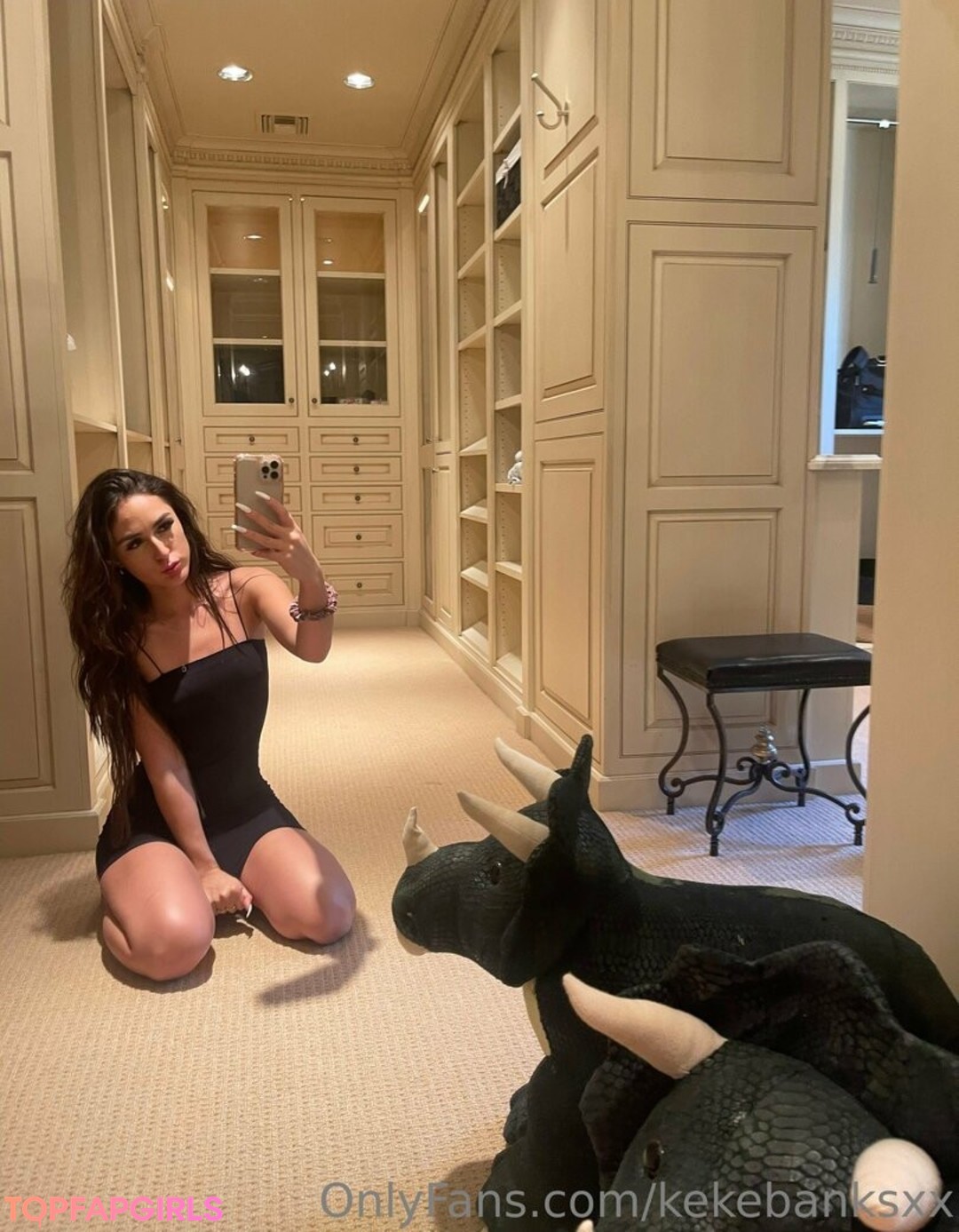 Foto desnuda filtrada de OnlyFans de Kekebanksxx #26 Foto desnuda filtrada de OnlyFans de Kekebanksxx #26