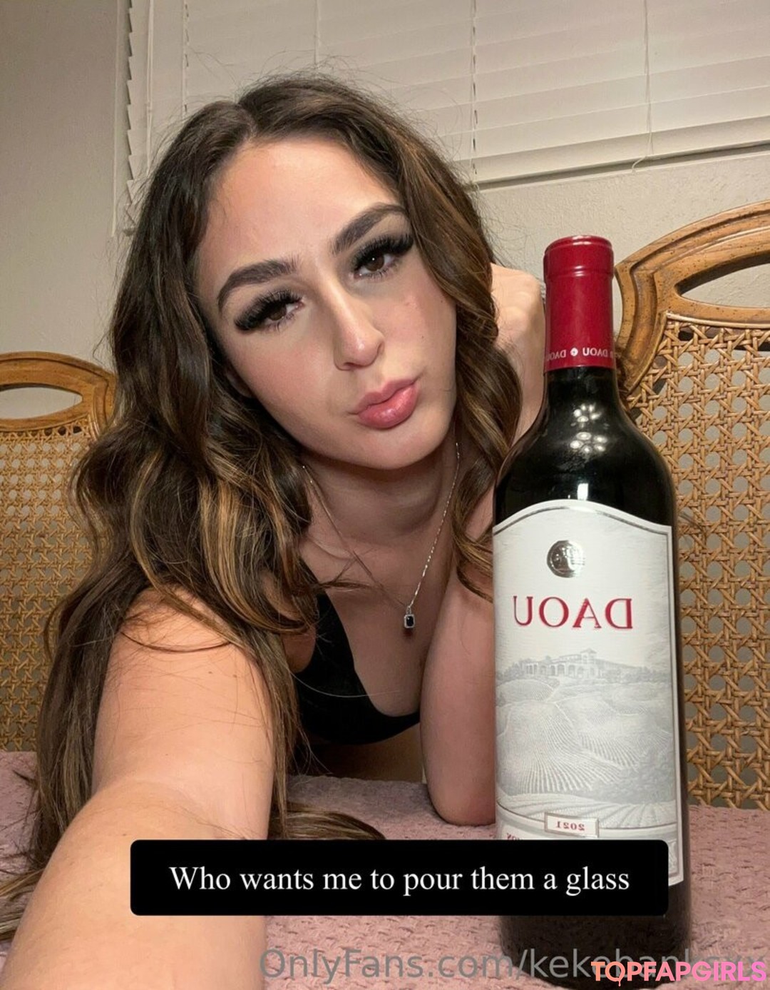 Foto desnuda filtrada de OnlyFans de Kekebanksxx #261 Foto desnuda filtrada de OnlyFans de Kekebanksxx #261