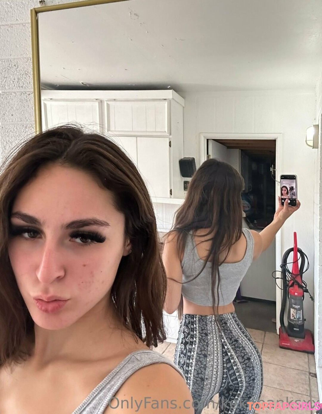 Foto desnuda filtrada de OnlyFans de Kekebanksxx #72 Foto desnuda filtrada de OnlyFans de Kekebanksxx #72