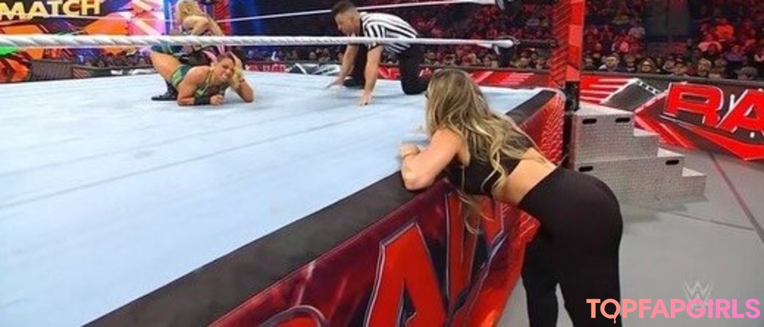 Foto desnuda filtrada de OnlyFans de Trish Stratus #1059 Foto desnuda filtrada de OnlyFans de Trish Stratus #1059