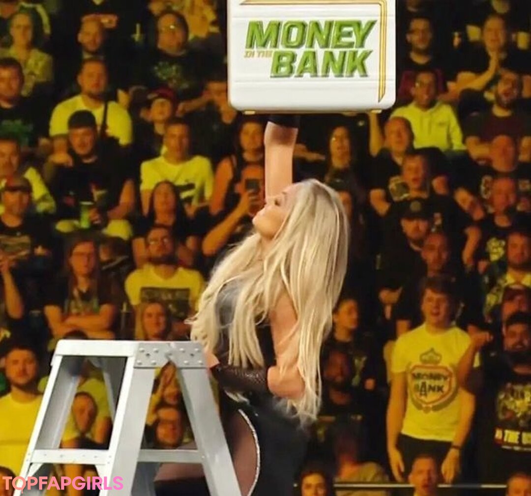 Foto desnuda filtrada de OnlyFans de Trish Stratus #1105