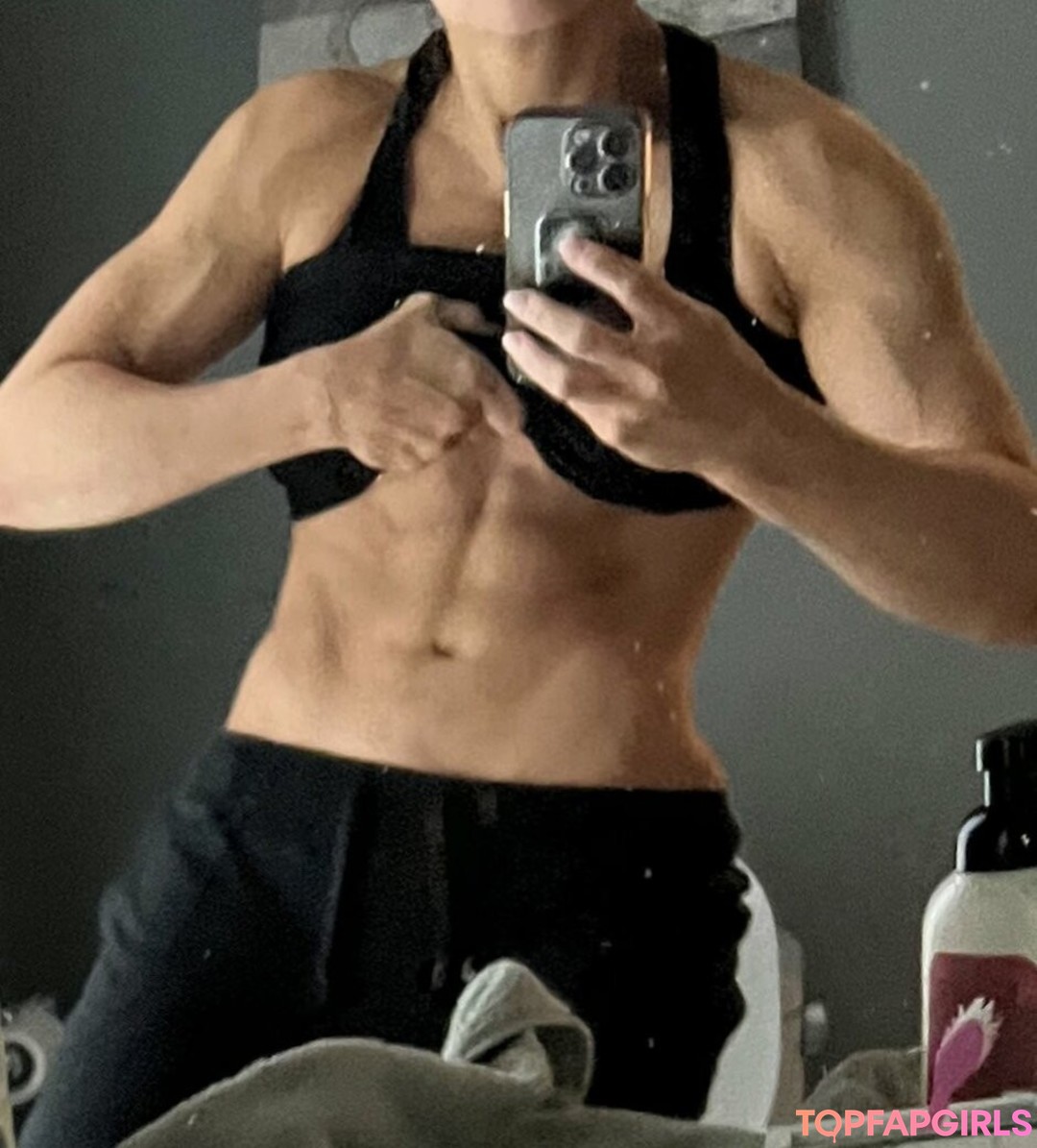 Foto desnuda filtrada de OnlyFans de Trish Stratus #1154