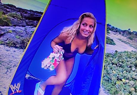 Trish Stratus