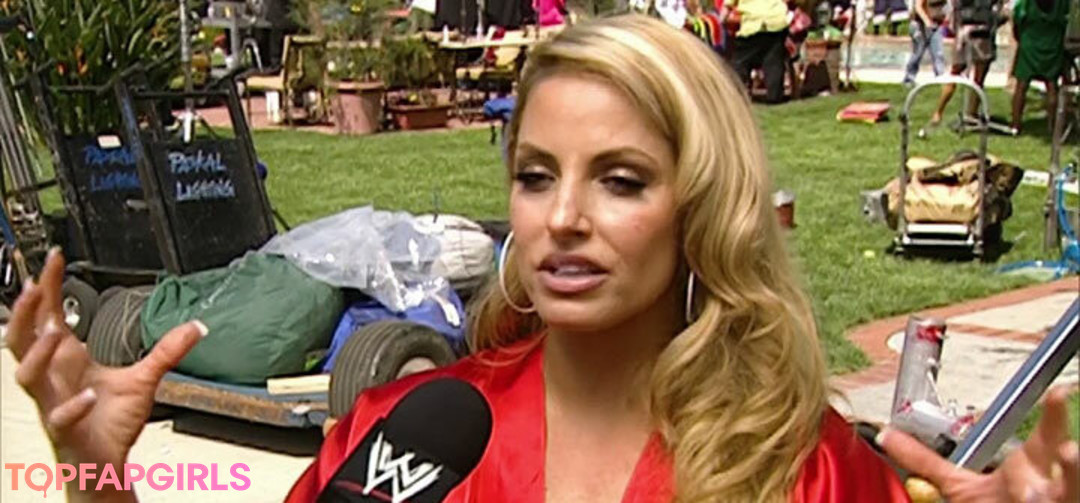 Foto desnuda filtrada de OnlyFans de Trish Stratus #461 Foto desnuda filtrada de OnlyFans de Trish Stratus #461